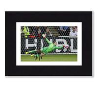 Mary Earps - England Women's Euro 2022 Winners, Lionesses Signed 8x6 Inch Mounted Photo Print Pre Printed Signature Football Autograph Memorabilia, Ready To Be Framed, 8 x 6 Inches - 203.2 x 152.4 mm