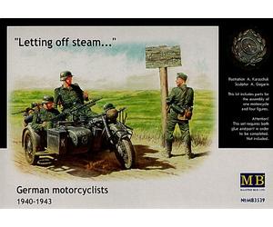 Master Box MAS3539 1:35 German Motorbike with sidecar and Motorcyclists 1940-43
