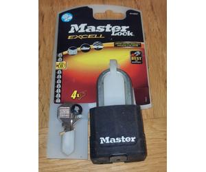 Master lock Excell Waterproof Padlock 4 Keys Security Level 8 - M115DLF