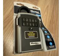Master Lock Secure Storage Bluetooth with Shackle 5440EURD