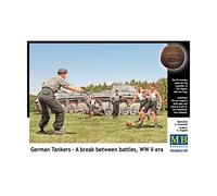 Masterbox 1:35 Scale German Tankers A Break Between Battles Figure