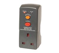 MASTERPLUG ARCDKG Non-Latching Single Socket RCD Safety Adaptor