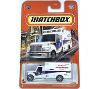 Matchbox 2022 - International Terrastar - Paramedic - Ambulance 36/100