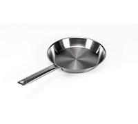 MatferBourgeat Tradition Frypan - 280mm | Thick aluminum sandwich base ensures rapid, even heat distribution across all commercial hobs, including induction.