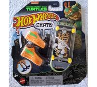 Mattel WWE Ultimate Edition Action Figure & Accessories Set, Cody Rhodes 6-inch Collectible with Swappable Heads & Hands, 30 Articulation Points, JHV89