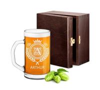 Maverton Beer Mug with Engraving for Man - 640 ml Pint Glass with a Handle - Pub Glassware for dad - Personalized Glass for him - for Beer Lover - Solid Traditional Mug - Crown