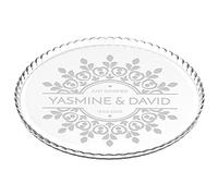 Maverton Engraved Glass Cake Stand - Customised Round Cake Board - Gift for Couples and Parents - Ideal for Family - Personalised Party Decoration - Just Married