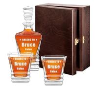 Maverton Engraved Whiskey Set for Man - Elegant Geometric Carafe with 2/4/ 6 Glasses for him - Geometric Set with Engraving - Customised Barware for Birthday - for Whisky Connoisseurs - Cheers
