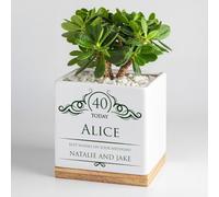 Maverton Plant Pot for mum, Flower pot for her, GREEN | Personalised Herb and Flower Planter for grandma, Cover for Flowerpot with Customisation for woman, For Birthday