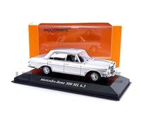 Maxichamps 1:43 Mercedes-Benz 300 SEL 6.3 (W109) - 1968 - Silver