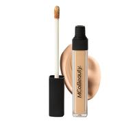 MCoBeauty - Brighten & Perfect Cream Concealer - Medium 1.5, Natural Buff - With Vitamin E, Hyaluronic Acid & Aloe Vera - Evens Skin Tone and Conceals Blemishes - Concealers & Correctors