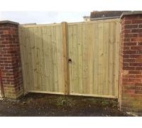 md carpentry Wooden Garden Driveway Gates, 6ft (180cm) High, Double, Green, Wood