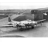 Media Storehouse B-17 Flying Fortresses of the 303rd Bomber Group Print, 1945 - Print 10"x8" (25x20cm) (19793751)