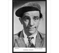 Media Storehouse Norman Wisdom Print - British Slapstick Comedian - Print 10"x8" (25x20cm) (615236)