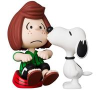 Medicom Toy Peanuts: Peppermint Patty & Snoopy Ultra Detail Figure Series 17