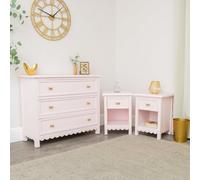 Melody Maison Large Scalloped 3 Drawer Chest Of Drawers & Pair Of One Drawer Scalloped Bedside Tables - Staunton Pink Range