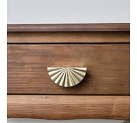 Melody Maison Metal Gold Scalloped Fan Drawer Handles