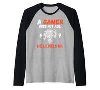 Mens A Gamer Does not Age he Levels up lustiges Gaming Raglan Baseball Tee