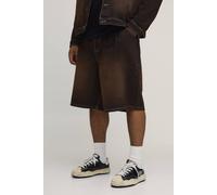 Men's Plus Tinted Washed Pleat Front Parachute Longline Denim Jorts | Dark Chocolate | Size 44 | BOOHOOMAN