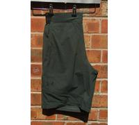 Mens Under Armour Shorts Fitted Coupe Ajustee Ceñido Army Green Medium 30"/32" W