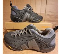 Merrell Intercept Size: UK 9, Colour: Black