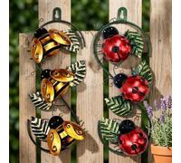 Metal Ladybug Wall Art Decor, Insect Sculpture with Leaves, Hanging Ladybug Wall Sculpture, Weatherproof Metal Hanging Ornament for Outdoor Garden,Patio,Fence,Yard,Home Walls Decoration