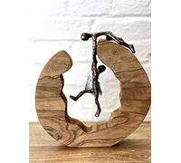 MF Gilde Figure Sculpture Teamwork Strong Friends Bronze Mango Wood Aluminium Gift Decoration Height 30 cm Decoration Friends Work Colleagues