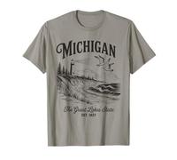 Michigan Lighthouse Waves Scene The Great Lakes State Nature T-Shirt
