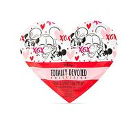 Mickey & Minnie Mouse Sheet Face Masks Tear & Share x2 Disney | Mad Beauty | Cute Valentine's Day Gift for Couple, Hydrating | Character Cosmetic Facial Masks | Raspberry & Honey, Aloe vera Extract