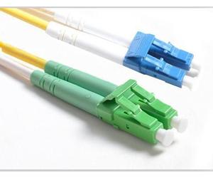 MicroConnect FIB447015 LC/UPC-LC/APC 15m OS2