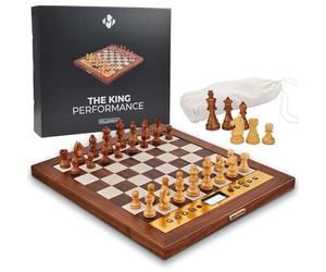 MILLENNIUM The King Performance chess computer - aesthetics, simple operation, versatile functionality perfectly combined. With LED move display, automatic strength adjustment in elegant wooden design