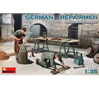 MiniArt Plastic Model Kit - German Repairmen 1:35 MIN35353
