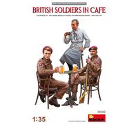Miniart 1:35 - British Soldiers in Cafe