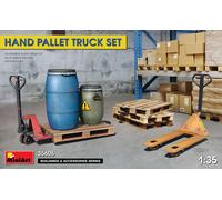 Miniart 1:35 - Hand Pallet Truck Set