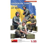 MiniArt Plastic Model Kit 37067 – Ukrainian Tank Crew at Rest – 1:35 scale