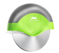 Mindful Design Pizza Cutter Wheel with Protective Blade Cover, Easy to Clean and Dishwasher Safe Ergonomic Pizza Slicer (Green)
