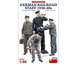 Miniart 1:35 - German Railroad Staff 1930-40's