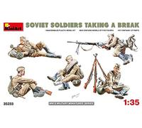 Miniart 1:35 - Soviet Soldiers Taking a Break