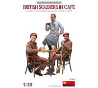 Miniart 1:35 - British Soldiers in Cafe