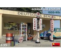 Miniart 35598 1:35 Gas Station 1930-1940s Plastic Kit (New)