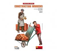 Miniart 38097 - 1/35 Figure Set Construction Workers With Accessories (2) - New