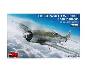 Miniart 48035 Focke-Wulf Fw 190D-9 Early Prod. JG 54 ãGrŸnherzÒ 1:48 Model Kit