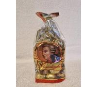 Mirabell Mozartkugeln Chocolate Pralines, 16 Pieces 264g | Austrian Origin, Gold Foil Wrapped, Marzipan Filling, Bag of 16 Pieces, 264g Net Weight