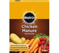 Miracle-Gro 2 x CHICKEN MANURE SOIL ENRICHER. 3.5kg PACK. IMPROVE SOIL. STRONG + HEALTHY GROWTH.