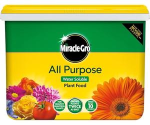 Miracle-Gro All Purpose Soluble Plant Food 2kg | NPK 24-8-16 with Micronutrients | Grows Plants Twice as Big For Flowers, Veg, Lawns & Houseplants | Feed Every 2 Weeks