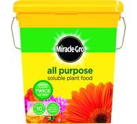 Miracle-Gro All Purpose Soluble Plant Food Tub 2 kg - Grows plants twice as big as unfed with more blooms (16923)