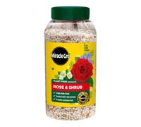 MiracleGro Premium Rose & Shrub Plant Food, 900g - 6 Months Feed, NPK 22-7-14, Magnesium & Micro-Nutrients, Ideal for Roses & Shrubs (900g)