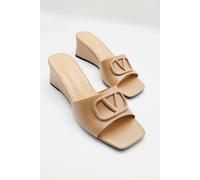Miss Diva Heidi V Brooch Detail Wedge Mules In Nude Nude