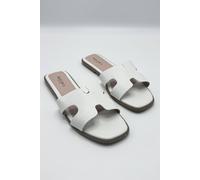 Miss Diva Women's California Faux Leather Textured PU Open Toe Flat Sliders in White | Size: 3 Miss Diva White 3