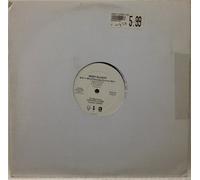 Missy Elliott - Pass That Dutch / Keep It Movin